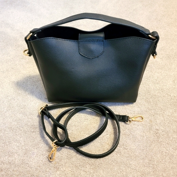 H&M Vegan Leather Medium Crossbody Bag - Picture 6 of 7